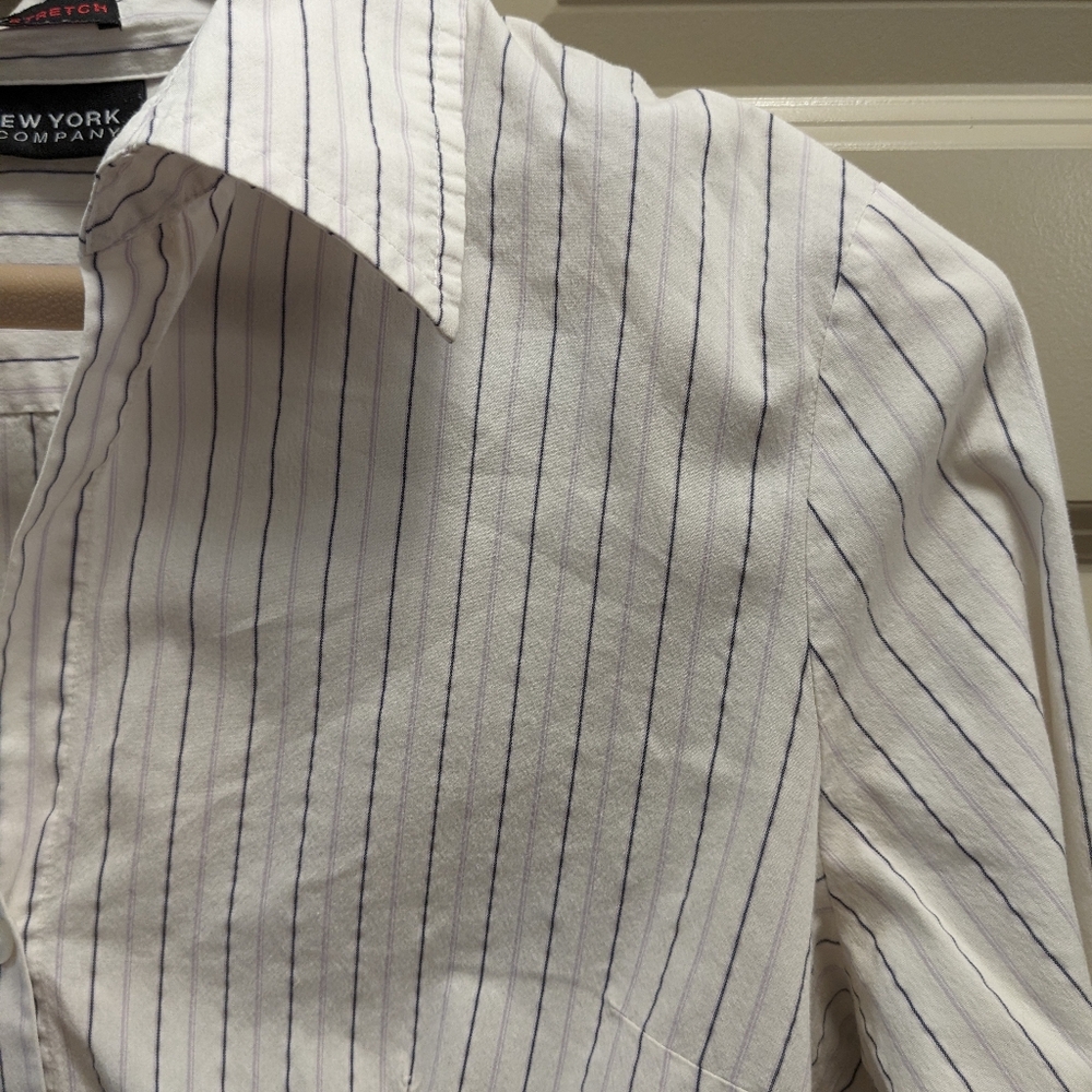 New York & Company City Stretch Shirt- size large - Picture 6 of 17